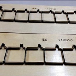 Pole blade die (manual)